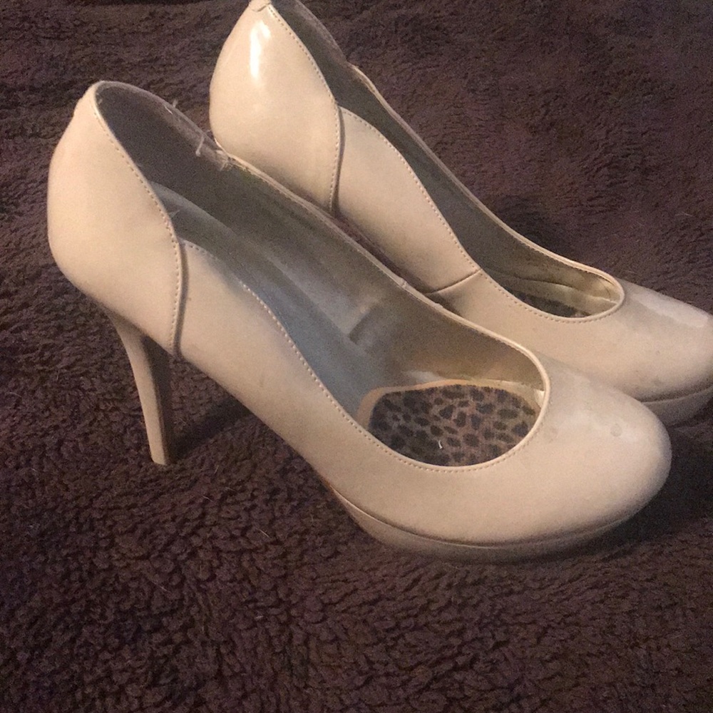 Guess heels